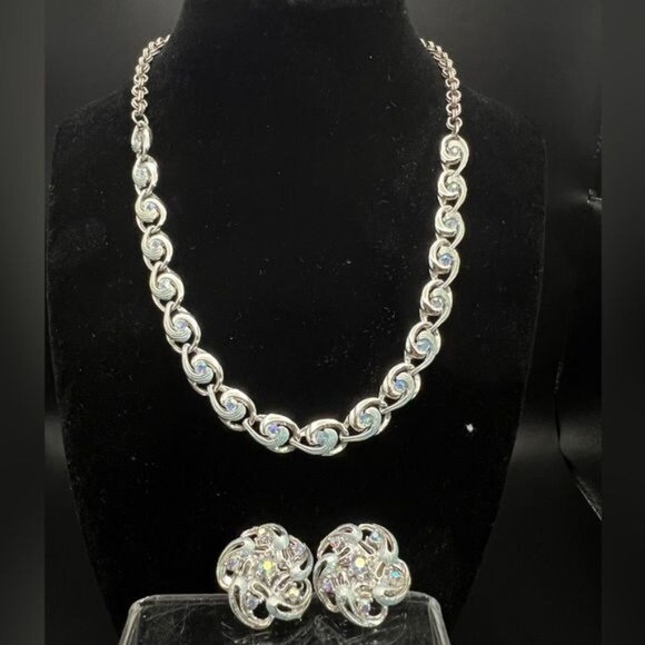 Vintage Silver-Tone Aurora Borealis Necklace and Clip-On Earrings Set - Picture 3 of 5